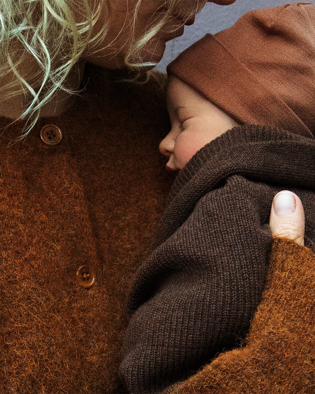 Wolldecke für Babys / Kinder gestrickt – Merinowolle – Braun