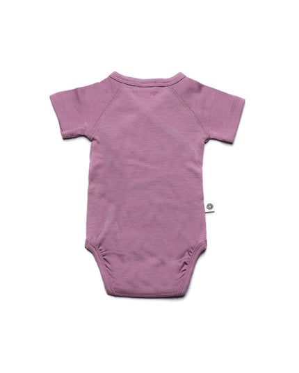 Kurzarm-Wickelspielanzug aus Wolle – Merinowolle