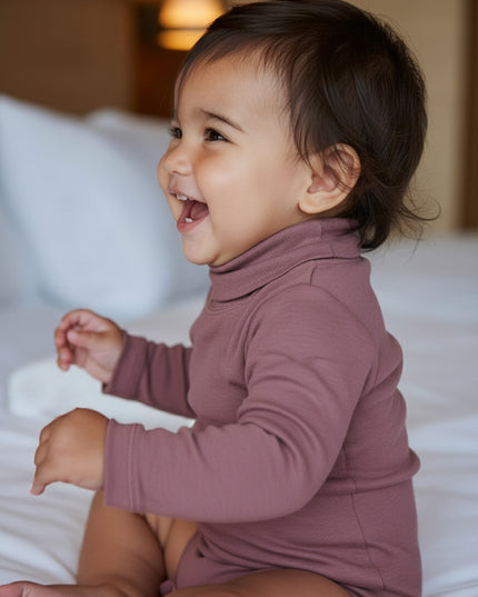 Langärmliger Woll-Strampler mit Rollkragen - Merinowolle - Lavender Mist