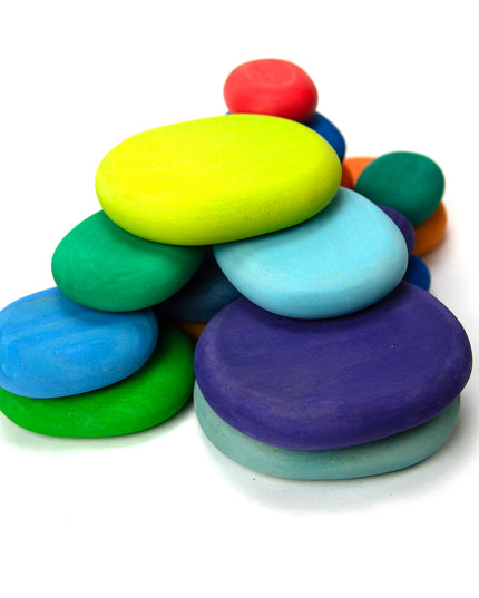 Holzspielzeug - Farbige Stapelsteine ​​aus Holz - 16 Stück